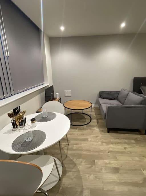 Ferienwohnung Stylish Flat In Old Trafford Manchester Exterior foto